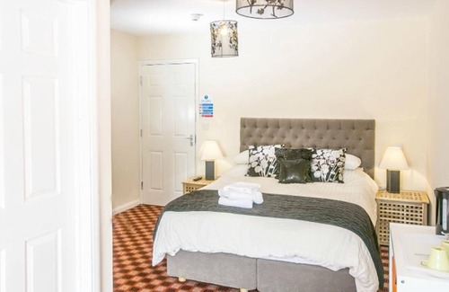 Bishop Auckland House | The Brown Horse Hotel
