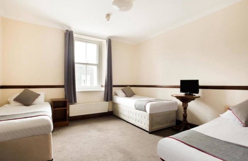 Saltash Hotel | The Brunel