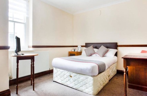 Saltash Hotel | The Brunel