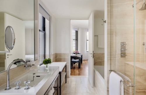 Midtown Hotel | The Bryant Park Hotel