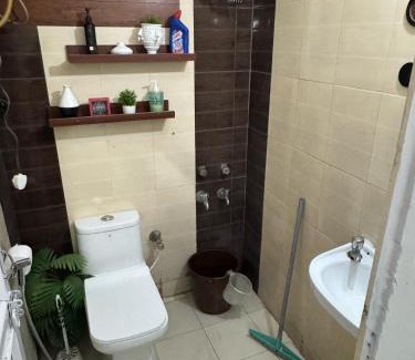 Malviya Nagar House | The Budget Room- With Washroom & Kitchenette