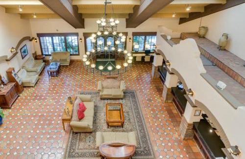 Northwest Anaheim Hotel | The Buena Park Grand Hotel & Suites
