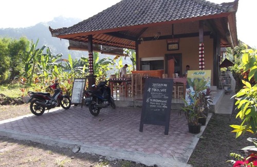 Sidemen Bed & Breakfast | The Bukit Artha