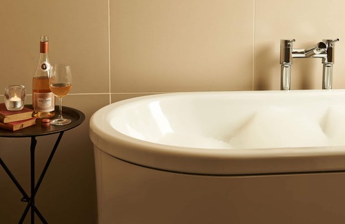 Bishopsgate Hotel | The Bull and The Hide