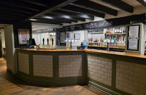 Woodfalls Bed & Breakfast | The Bull Hotel