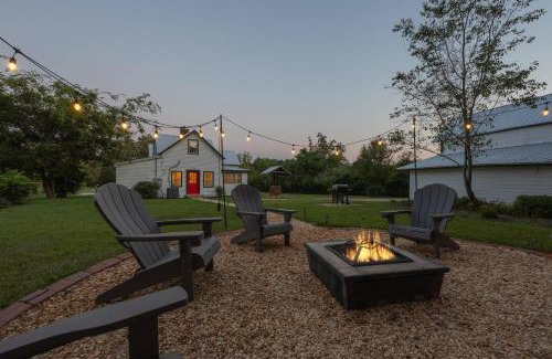 Athens House | The Bulldog Farmhouse - 100plus year old home