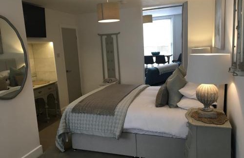 Lytham St. Anne's Apartment | The Bungalow and Studio Apartments