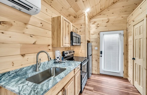 Cosby Cottage | The Bungalow - Pickleball Court, Creek, WIFI, Mountain Views, Starting at $79"