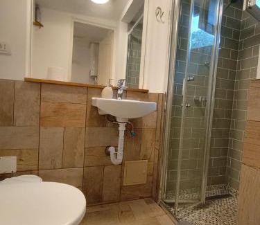 Centrul Vechi Ski Chalet | The Bungalow