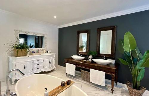 Umhlanga Villa | The Bungalow Umhlanga