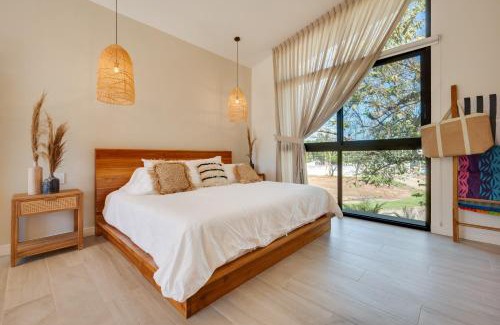 Playa Flamingo Apartment | The Bungalows #1 - Boutique Hotel in Flamingo Beach - Ground Level Studio
