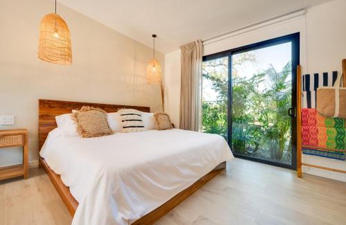 Playa Flamingo Apartment | The Bungalows #1 - Boutique Hotel in Flamingo Beach - Ground Level Studio