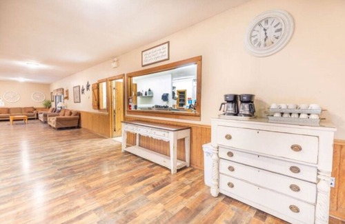 Springmaid Mountain Cabin | The Bunkhouse sleeps 40