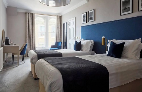 Worthing Hotel | The Burlington Hotel