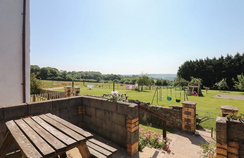 Littleham Cottage | THE BUSHEL, pet friendly, with a garden in Bideford