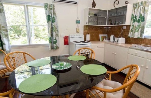 Horseshoe Bay House | The Butterfly House, beautiful home near the beach