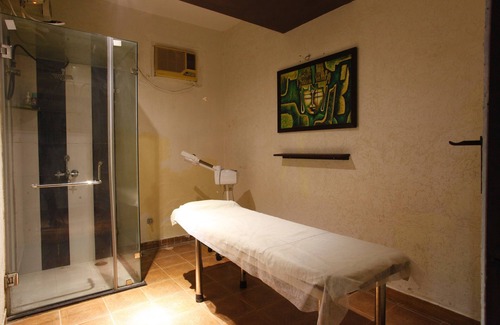 Shyam Nagar Resort | The Byke Grassfield Resort With Outdoor Pool, Shyam Nagar