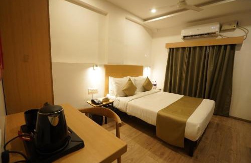 Indore Hotel | The Byke Landmark - Near C21 Mall
