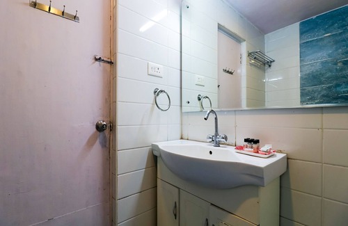 Thalayathimund Hotel | The Byke Sunshine Grand