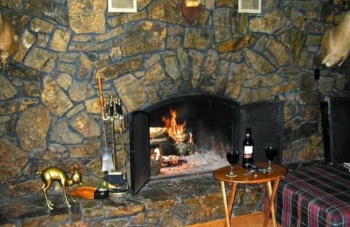 Scranton Cabin | The 'Byrd's Nest' Dublin Bay Lake Dardanelle