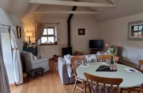 North Berwick House | The Byre Cottage, perfect peace, yet 25 mins by train to Edinburgh, beach 9 mins