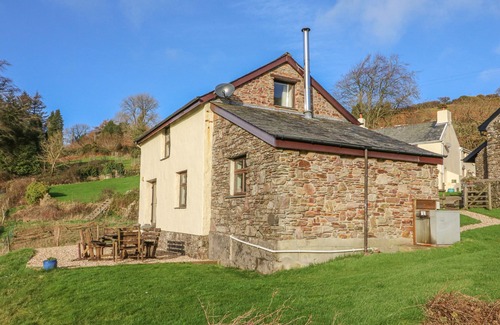 Hele Cottage | THE BYRE, family friendly, character holiday cottage in Combe Martin