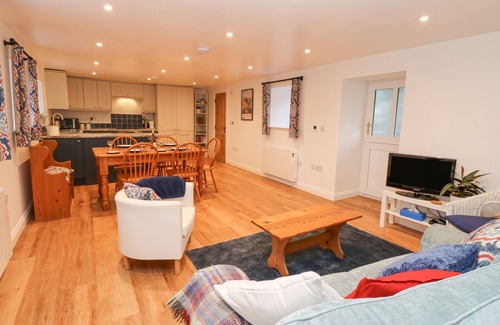 Eastgate Cottage | THE BYRE, family friendly, with a garden in Allendale