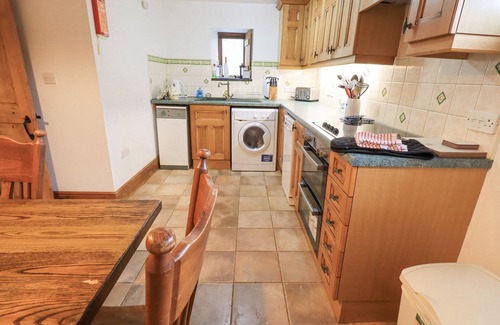 Cockermouth Cottage | THE BYRE, pet friendly, with a garden in Cockermouth