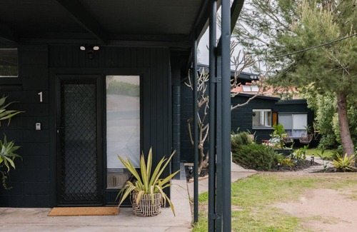 Kingston Park Apartment | The Byron - Luxury Seaside Kingston Park Studio