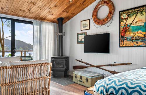 Pretty Beach Central Coast House | The Cabin by Coast Hosting
