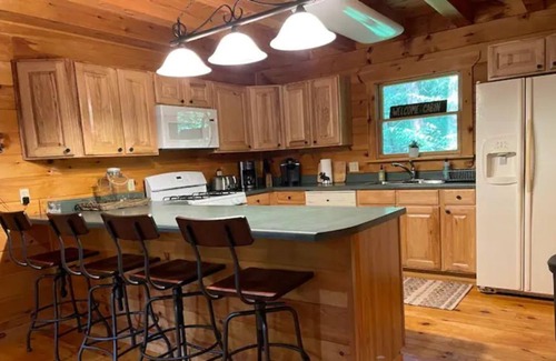 Beach Lake Cabin | The Cabin on Calkins Creek-Peace and Tranquility