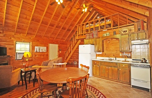 Copperhill Cabin | The Cabins at Copperhill - Cabin #4