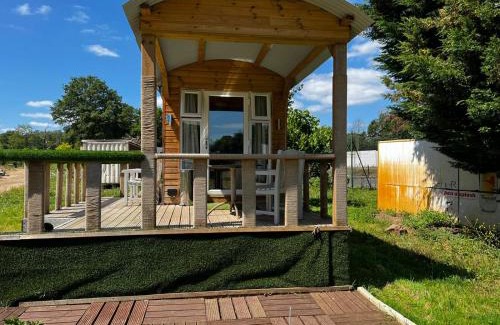 Runnymede Apartment | The Caduceus Quality Budget Cabins