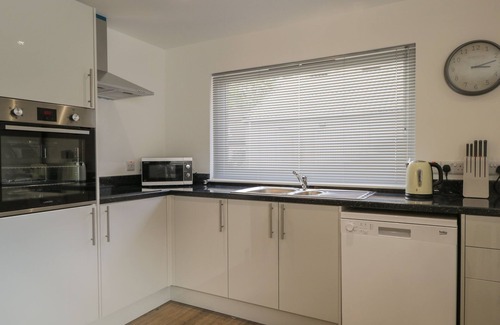 Boat of Garten Cottage | THE CAIRN, pet friendly, character holiday cottage in Boat Of Garten