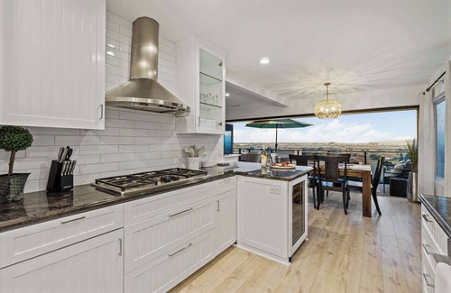 Mission Hills House | The California - Indulge in San Diego luxury