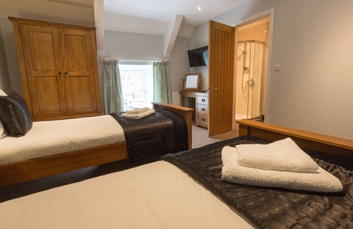 Solva Hotel | The Cambrian Inn