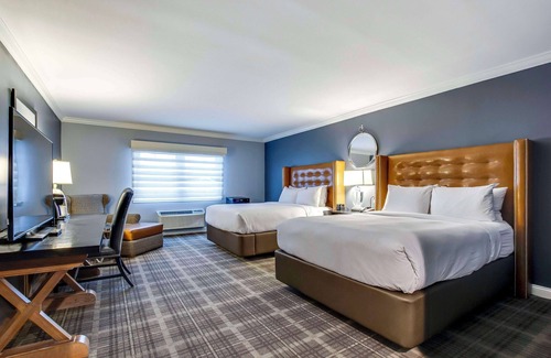 Lexington Hotel | The Campbell House Lexington, Curio Collection by Hilton
