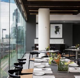 Greater Johannesburg Metropolitan Area Hotel | The Capital Empire