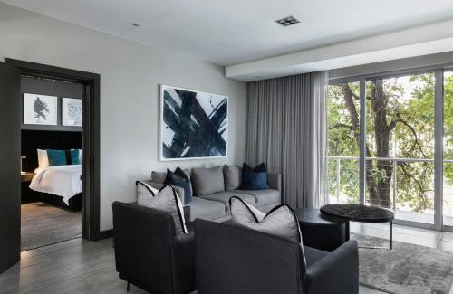 Greater Johannesburg Metropolitan Area Hotel | The Capital Empire