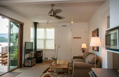 Eastsound Condo | The 'Captain's Suite' at Sea Star Lofts - On the Waterfront!