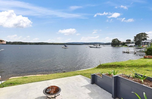Coal Point House | The Captains Cottage