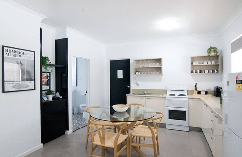 Yamba Hotel | The Carmel Yamba