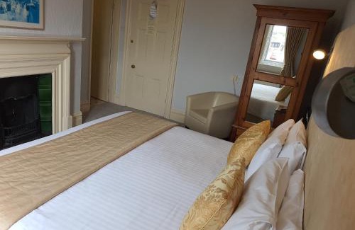 Sleaford Hotel | The Carre Arms Hotel & Restaurant