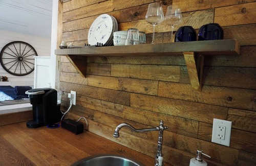 West Lincoln House | The Carriage House @ Mingle Hill