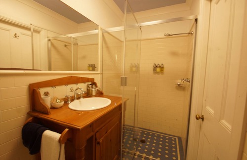 Pokolbin Bed & Breakfast | The Carriages