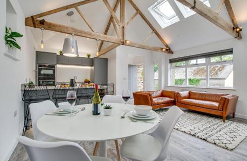 Mitchell House | The Cart House