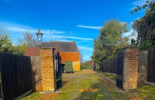Cheltenham Cottage | The Cart House - Staverton Cheltenham