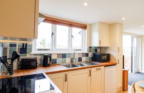 Wickham St Paul Cottage | THE CART LODGE, pet friendly, character holiday cottage in Sudbury