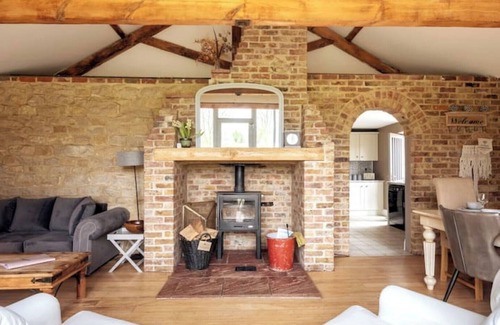 Pentney Cottage | The Cart Lodge - Relaxing Rural spa Break