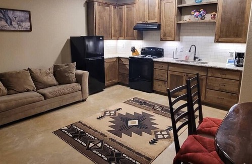 Sutherland Springs Apartment | The casita @ Redawg Ranch